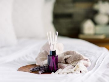 Natural ways to freshen bedroom